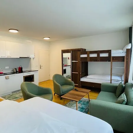 Akomo Hotel Berna