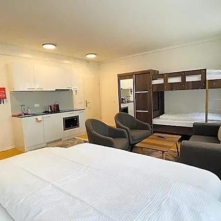Hotel Akomo *