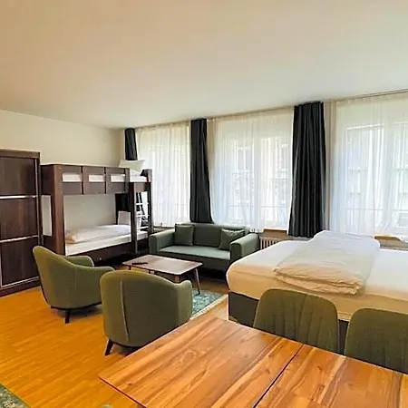Hotel Akomo