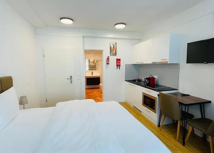 Akomo Hotel