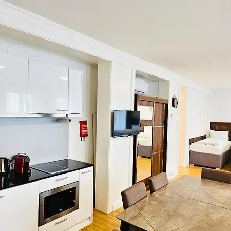 Otel Akomo Bern