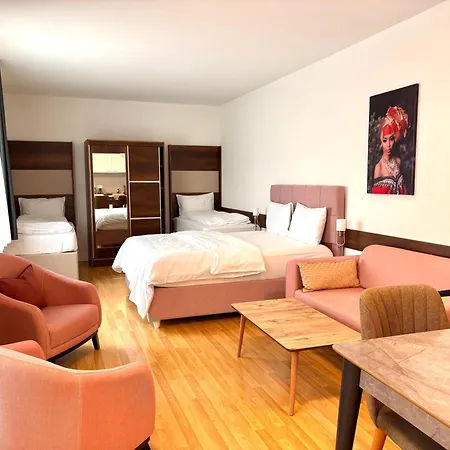 Otel Akomo Bern